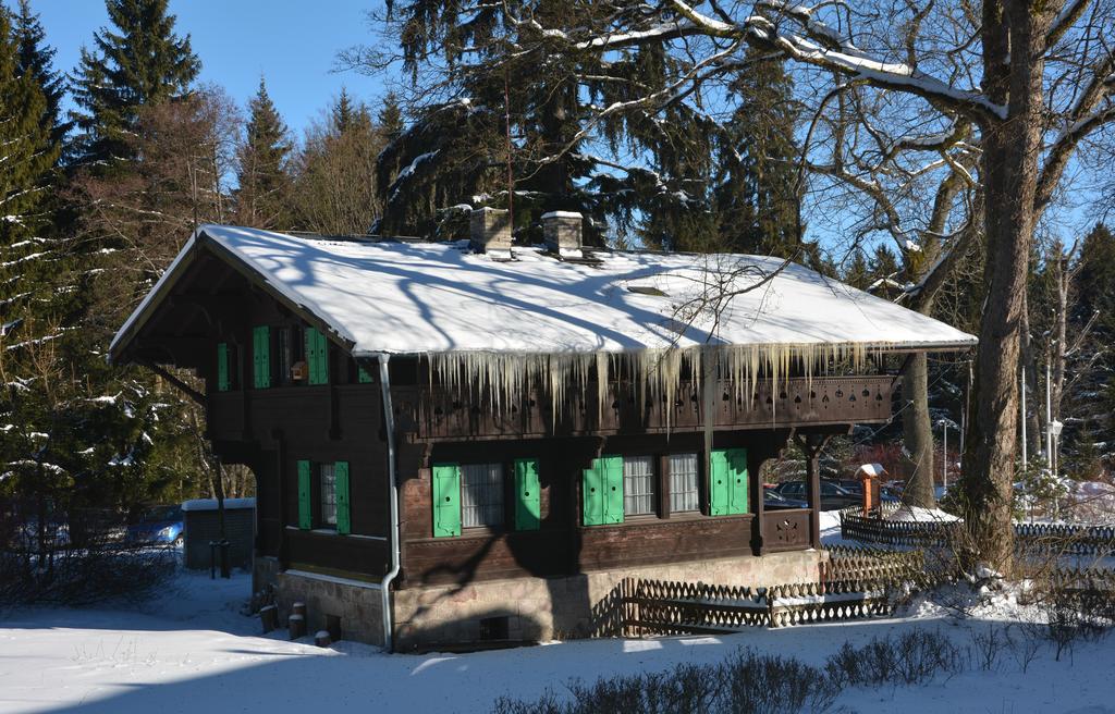 Apartman Forstamt Glatzen Kladska Mariánské Lázně Exterior foto